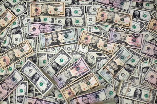 2025-05-30T124902Z_1_LYNXNPEL4T0LW_RTROPTP_4_GLOBAL-HEDGEFUNDS-MARGINS