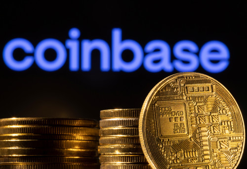 2025-06-02T185752Z_1_LYNXNPEL510Z6_RTROPTP_4_UKRAINE-CRISIS-COINBASE