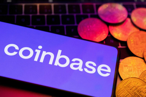 2025-06-17T150449Z_2_LYNXMPEL5G0RG_RTROPTP_4_FINTECH-CRYPTO-COINBASE