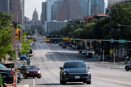 2025-06-23T161117Z_1_LYNXMPEL5M0RR_RTROPTP_4_TESLA-ROBOTAXI-TEXAS