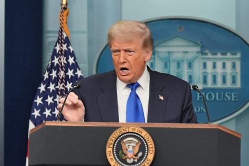2025-06-27T200421Z_1_LYNXMPEL5Q0T4_RTROPTP_4_USA-TRUMP