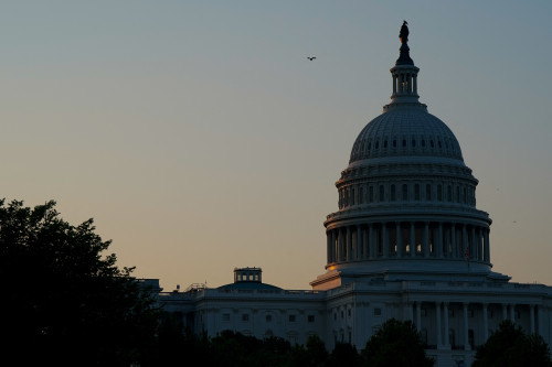 2025-07-02T192147Z_1_LYNXMPEL610ZU_RTROPTP_4_USA-CONGRESS-TAX