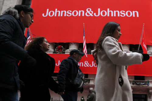 2025-08-21T165524Z_2_LYNXMPEL7K0C2_RTROPTP_4_JOHNSON-JOHNSON-INVESTOR-DAY