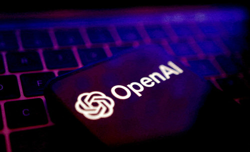 2025-08-25T160426Z_3_LYNXMPEL7O0L4_RTROPTP_4_TECH-AI-OPENAI-PEOPLE-OFFICE
