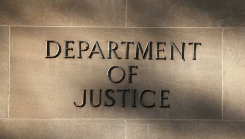 2025-10-01T183827Z_2_LYNXNPEL90247_RTROPTP_4_USA-TRUMP-JUSTICE