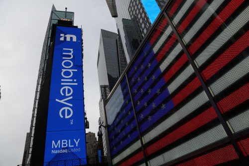 2026-01-05T120142Z_1_LYNXMPEM040KO_RTROPTP_4_MOBILEYE-IPO