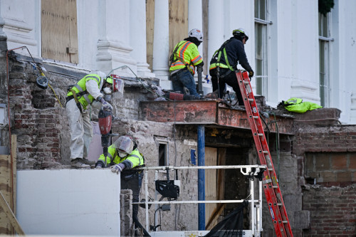 2026-01-08T113217Z_1_LYNXMPEM070M2_RTROPTP_4_USA-WHITE-HOUSE-EAST-WING