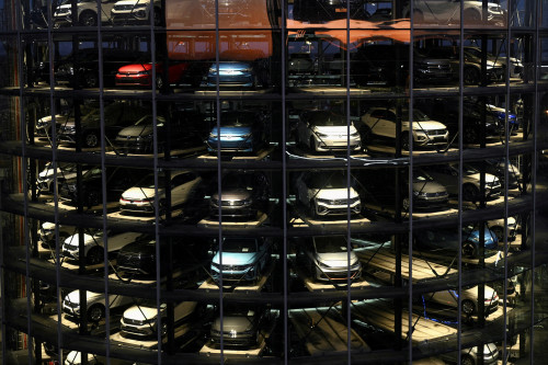 2026-01-21T192512Z_1_LYNXMPEM0K1DL_RTROPTP_4_EUROPE-AUTOS